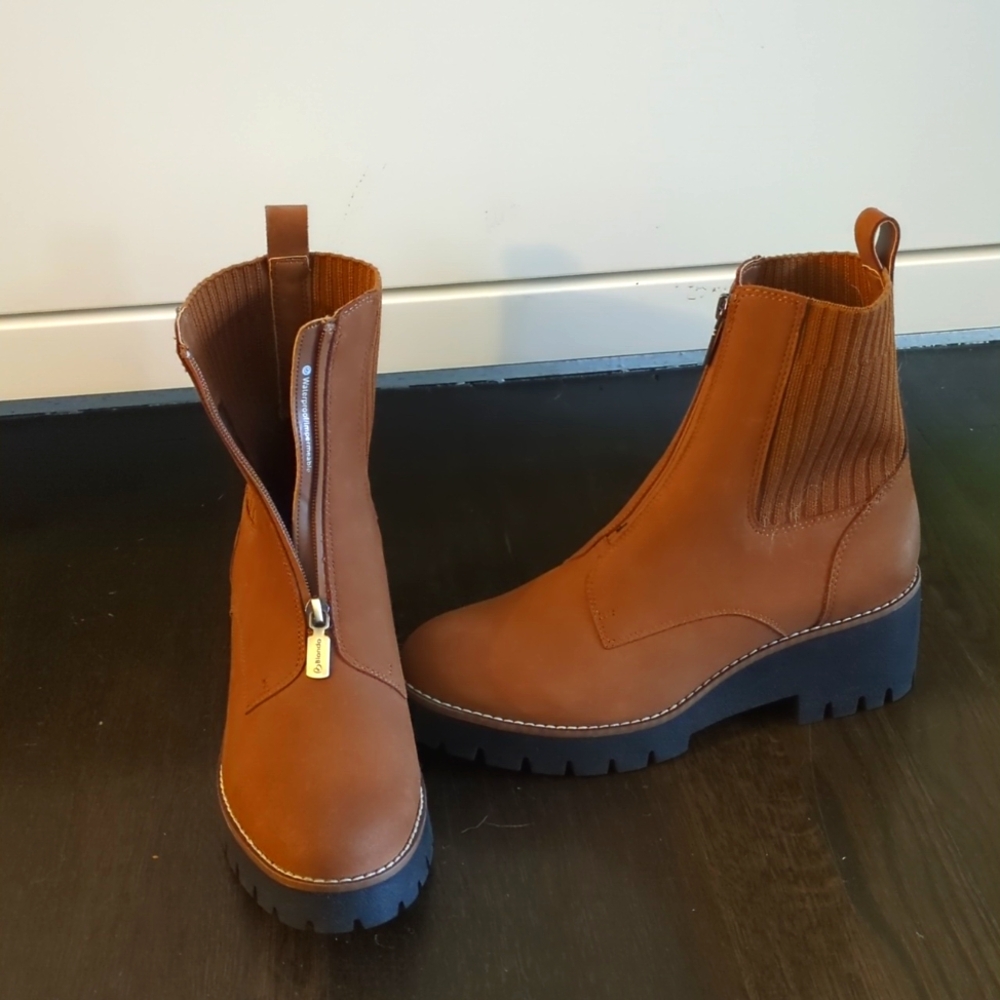 Blondo waterproof brown heeled booties